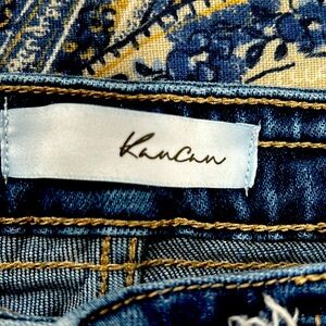 Ladies Kancan 7/27 skinny jeans.